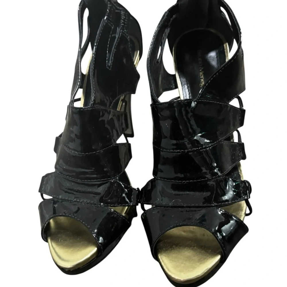 Bruno Menegatti Black Patant Leather cut out stiletto‎ 4.5in high heel sandals 9